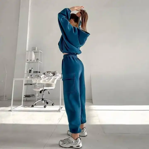 Ensembles de vêtements sweats à capuche et pantalons pour femmes pulls à capuche personnalisés pour femmes avec poche - Product Image 2
