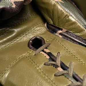 ถุงมือชกมวยลายพรางขายดี คุณภาพสูง หนังแท้ แบบผูกเชือก สำหรับฝึกซ้อมและแข่งขันระดับมืออาชีพ - Product Image 5