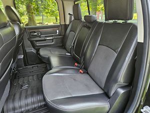 Ram 3500 Laramie Crew Cab 4x4 2016 en Excelente Estado - Product Image 3