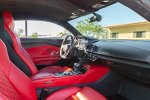 Audi R8 V10 Coupé 2020, transmission automatique, 8 cylindres - Product Image 3