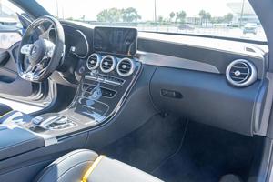 Mercedes-Benz AMG C63 S Coupé con Motor Turbo, Caja de Cambios Automática, Asientos de Cuero Oscuros, ACC R 2021, Certificado, Limpio y en Buen Estado - Product Image 3