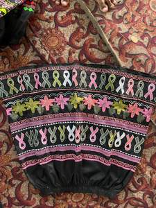 Jupes pour femmes en coton hawaïen de haute qualité Nouveau style Broderie Vêtements hawaïens Respirant Doux Fabriqué au Pakistan - Product Image 2