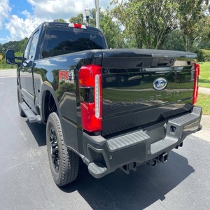 Ford F-350 Super Duty 2024 d'occasion en excellent état - Product Image 3