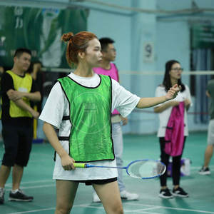 Chalecos de Entrenamiento de Fútbol Transpirables de Secado Rápido Personalizados en Oferta, Baberos para Hombre, Corte Automatizado, Servicio OEM de Alta Calidad 100% - Product Image 5