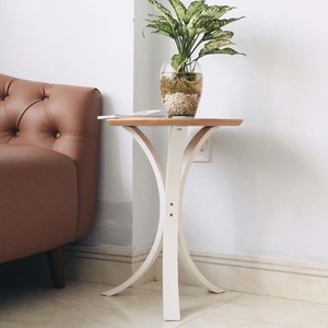 Table d'appoint moderne pour salon avec plateau en contreplaqué de chêne et pieds en bois peints en blanc KTB68012 - Product Image 2