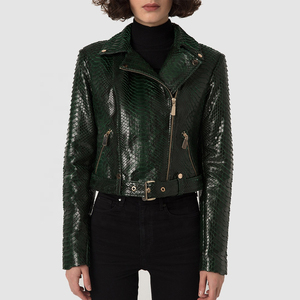 Chaqueta de motorista de piel de vaca auténtica para mujer, chaqueta de motocicleta transpirable con estilo de piel de serpiente Vintage en relieve, terminada - Product Image 6