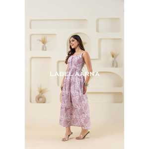 Robe sans manches rose clair imprimée Sweet Heart en pur coton élégante et féminine - Product Image 3