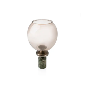 Vase de décoration en métal minimaliste moderne pour des intérieurs intemporels Vase de décoration en métal minimaliste moderne pour des intérieurs intemporels décor en métal - Product Image 1