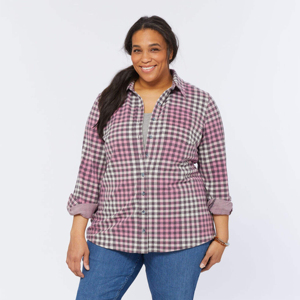 Chemise en flanelle classique tissée avec décoration à boutons pour femmes de grande taille du fabricant personnalisé OEM pour une utilisation décontractée et en plein air - Product Image 1