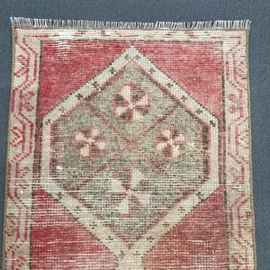 Vintage Turkish Rug, Small 1.5x3.1 ft (45x95 cm) Rug, <b>Red</b> Camouflage <b>Wool</b> Rug - Product Image 3