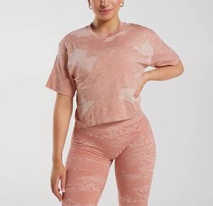 T-shirt à col rond pour femmes avec logo personnalisé en gros Vêtements de fitness décontractés écologiques de haute qualité - Product Image 1