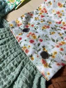 Serviettes de cuisine suspendues en coton ultra absorbant à séchage rapide, motif floral imprimé numérique gaufré, écologiques, promotionnelles - Product Image 2