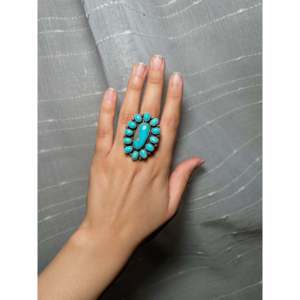 Anillo Ajustable Sheila Becenti con Turquesa Kingman y Plata de Ley, Baño de Oro Rosa de 18K, Engaste de Bisel, Incrustaciones de Acero Inoxidable, Regalo - Product Image 5