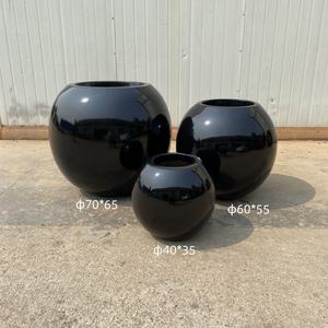 Jardinières d'extérieur noires en fibre de verre grand <span class=keywords><strong>pot</strong></span> rond en fibre de verre de style nordique - Product Image 4