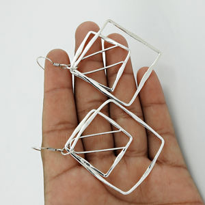 Pendientes colgantes de diseño único de Plata de Ley 925 de alta calidad al por mayor para mujeres y niñas, joyería hecha a mano, proveedores a granel - Product Image 4