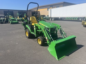 Tracteur compact John Deere 1025R 2025 avec chargeur frontal, prise de force, 4 roues motrices, moteur diesel, direction automatique, surveillance à distance, garantie de 2 ans - Product Image 2