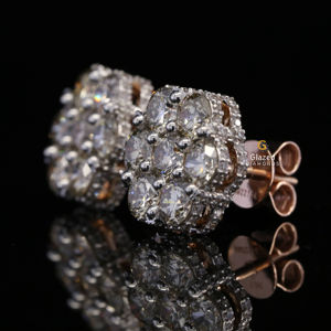 ต่างหูเพชรทรงกลมสุดหรู ดีไซน์ทันสมัย ประดับเพชรทรงกลมเจียระไนแบบบริลเลียนท์ เงินแท้ 925 เหมาะสำหรับงานแต่งงานและโอกาสพิเศษ - Product Image 2