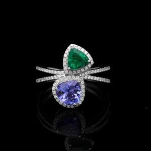 Bague de fiançailles en argent sterling avec émeraude tanzanite, bijoux élégants pour femmes, port quotidien élégant, cadeau de mariage, design luxueux - Product Image 1