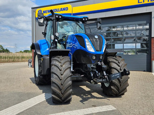 Tractor NEW HOLLANDS Serie T7, Modelo T7.210, 4WD, 160HP, Alta Productividad para Uso Agrícola, Bomba de Caja de Cambios, Garantía de 4 Años - Product Image 2