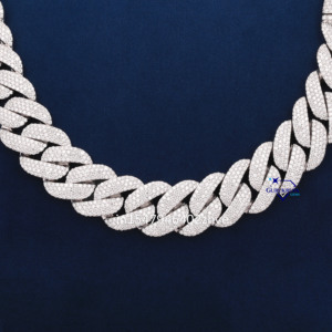 Squisito realizzato 925 argento Sterling completamente ghiacciato Hip Hop taglio rotondo Moissanite catena di diamanti gioielli di lusso per Rapper