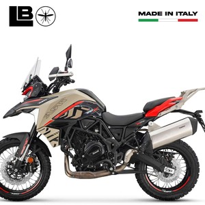 Adesivo Protettivo Personalizzato Beige per Serbatoio Moto Benelli TRK 702X, Impermeabile - Product Image 3