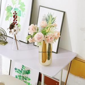 Meilleur vendeur Vase à fleurs en métal Forme cylindrique pour la maison Salon Vaisselle Décoration Vases floraux dorés faits à la main - Product Image 1