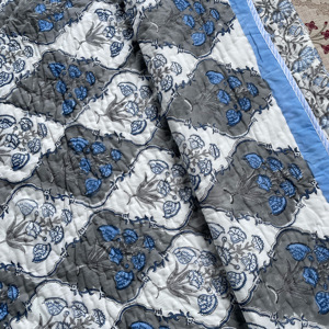 Edredón de algodón con estampado de Jaipuri, colcha de algodón de alta calidad, Reversible, hecha a mano, color rosa - Product Image 4