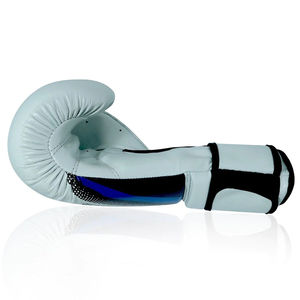 Guantes de Boxeo Personalizados de Cuero Real OEM, Ideales para Entrenamiento y Guantes de Boxeo de Piel de Vacuno de la Mejor Calidad - Product Image 3
