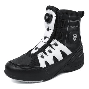 Chaussures de sécurité pour moto avec design réfléchissant - Product Image 2