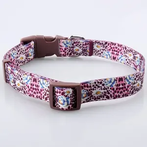 Collar de perro suave ajustable de la mejor calidad, accesorios con patrón personalizado para mascotas pequeñas, estampado de flores, patrones Multicolor - Product Image 5