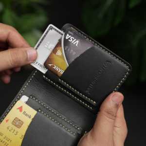 งานฝีมือหนัง WF หมายเลข กระเป๋าสตางค์แบบพับสองตอนทรงสลิม 86 สีดำ หนังฟอกฝาด รับประกัน 5 ปี สำหรับทุกเพศ - Product Image 3