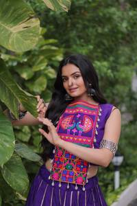 ชุดแต่งกายเทศกาลผ้าโรสโกต้าลูกไม้ชุดแต่งกายสำหรับงานเลี้ยงดีไซน์เนอร์ทันสมัยเปิดตัว - Product Image 5