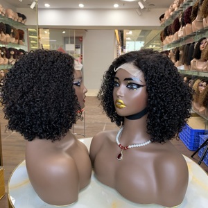 Cabello humano brasileño 100% real, peluca de encaje transparente SDD 4x4 con rizos tipo pixie, alta densidad, estilo realista y voluminoso para mujeres. - Product Image 3