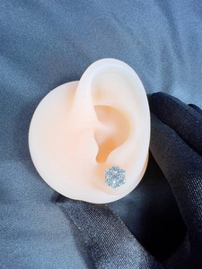 Boucles d'oreilles en diamant de laboratoire certifié IGI de marque supérieure, VVS, avec fermoir à vis en or 14 carats, bijoux fins pour femmes à prix de gros - Product Image 3