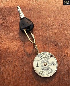 Llavero de Latón con Calendario Perpetuo de 100 Años y Reloj Mundial, Estilo Náutico Pulido - Product Image 2