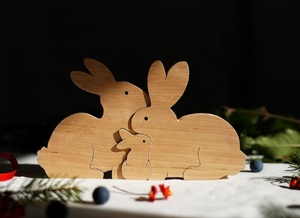 Cadre photo de Pâques en bois de pin personnalisable Delarchi avec gaufrage et impression typographique Décoration de bureau et de salle d'exposition pour enfants - Product Image 5