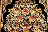 Broderie à la main Zari, 100% coton, design moderne, tissu mural suspendu, provenant de l'Uttar Pradesh, écologique, durable, décoration intérieure