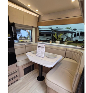 Gran Descuento en Autocaravana Ligera Usada Nueva G-r-a-n-d D-e-s-i-g-n S-e-r n-o-v-a 160LG - Product Image 4