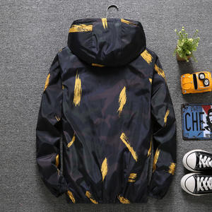 Hermoso estilo Conjuntos personalizados para hombres Ropa de calle ligera Chándal de nailon Conjunto de pantalones cortos cortavientos para hombres - Product Image 5