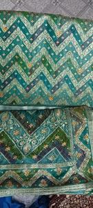 ผ้าปักได้รับการออกแบบ Ikat สีเขียวเหมาะสำหรับนักออกแบบชุดแต่งงานและร้านจำหน่ายผ้าตามสั่ง - Product Image 6