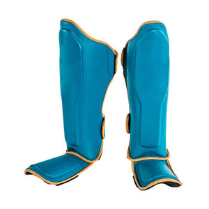 Espinillera con Ajuste Seguro y Amortiguación Uniforme, con Acolchado Ligero y Construcción Duradera - Product Image 1