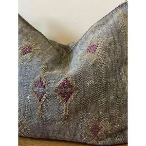 Funda de Almohada Marroquí Hecha a Mano, Funda de Cojín Tradicional Bereber, Cojín Decorativo Boho para Sofá, Almohada Decorativa de Algodón para el Hogar - Product Image 1