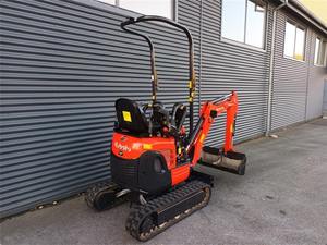 Mini-excavatrice Kubota U10-3 |   Excavatrice ultra-compacte de 1 tonne pour la construction et l'aménagement paysager - Product Image 2