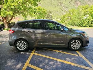 FORD C-MAX ENERGI SE FWD D'OCCASION, TOUTES OPTIONS, TITRE PROPRE, À VENDRE - LIVRAISON À DOMICILE - Product Image 3