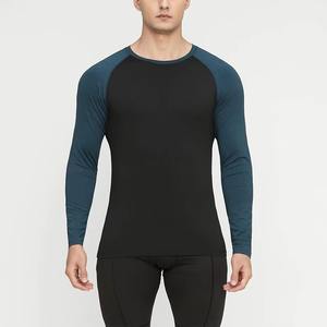 T-shirt de compression pour homme, coupe ajustée, séchage rapide, respirant, tissu extensible, design athlétique confortable pour l'entraînement et la course à pied - Product Image 6