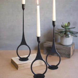 เชิงเทียนโลหะสีดำเคลือบด้วยผงทำด้วยมือสำหรับตกแต่งคริสต์มาส - Product Image 1