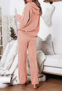 ชุด2ชิ้นระบายอากาศของผู้หญิงเสื้อมีฮู้ดแขนยาวลายพื้นพร้อมกระเป๋าและกางเกงขากว้าง - Product Image 5