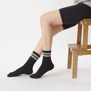 Lot de 3 chaussettes de sport Performance avec logo ODM personnalisé de haute qualité avec chaussettes de sport tricotées au design personnalisé - Product Image 4