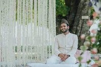 Mogra Nikah Toile de fond Rideau élégant blanc cassé/blanc pour une superbe décoration de mariage Décoration de mariage islamique élégante