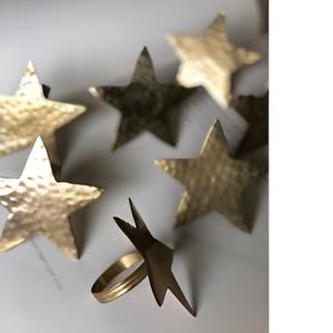 แหวนผ้าเช็ดปากสีทองแบบคลาสสิกสำหรับร้านอาหารของบ้านและงานแต่งงาน - Product Image 2